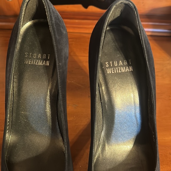 Stuart Weitzman Heels. - Picture 3 of 5